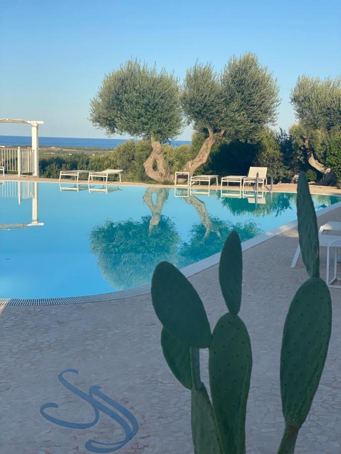 Corte Di Ferro Hotel & Wellness Resort Carovigno Exterior foto
